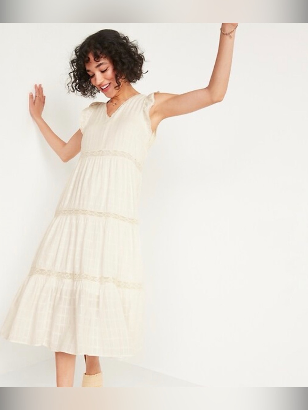 Old Navy Flutter-Sleeve Tiered Dobby Midi Swing Lined Dress in Cream Size M